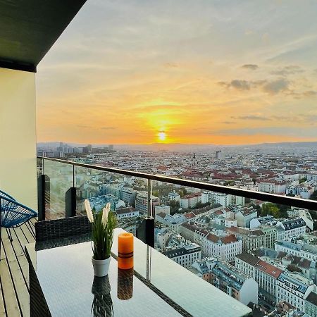 Triiiple Level 31 - Sonnenwohnen Apartment Mit Fantastischem Ausblick Und Parkplatz Wien Exteriör bild