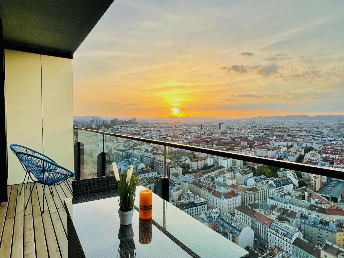 Triiiple Level 31 - Sonnenwohnen Apartment Mit Fantastischem Ausblick Und Parkplatz Wien Exteriör bild